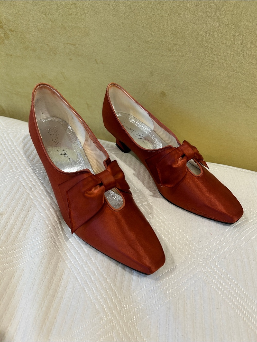 Satin Bow-Accent Low Heel Pumps in Rust